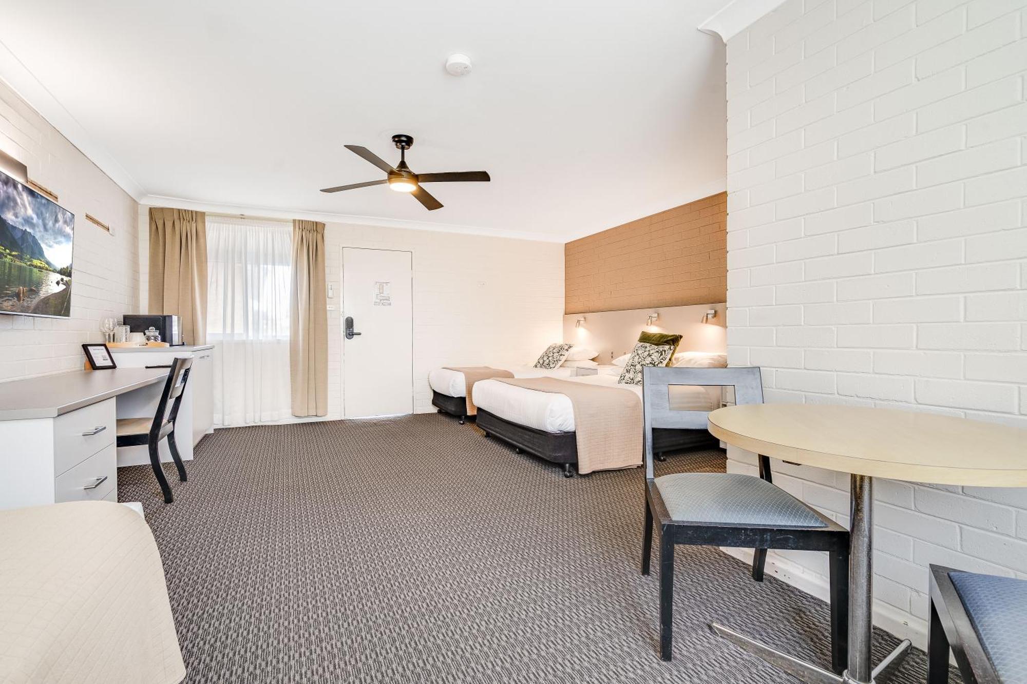 Cosmo Motel Adamstown Newcastle Exterior photo