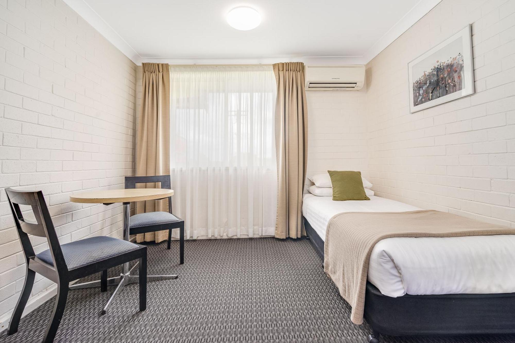 Cosmo Motel Adamstown Newcastle Exterior photo